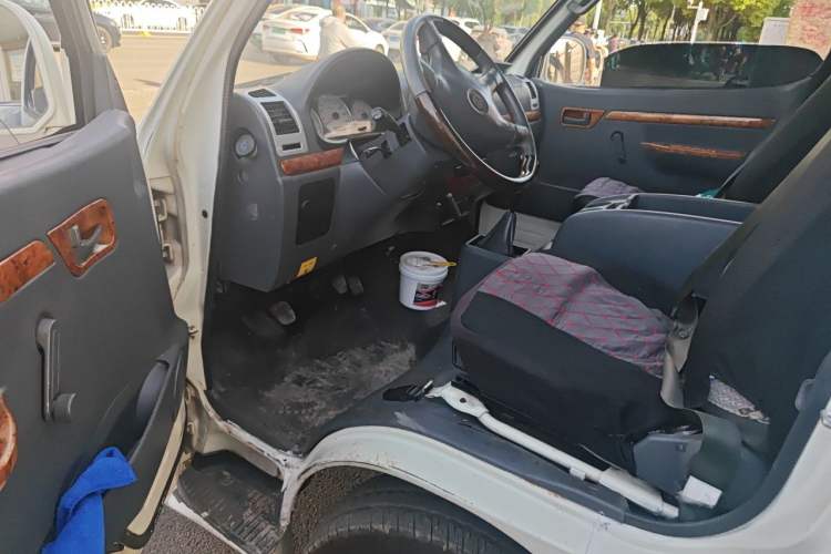 Used Golden Dragon Hiace 2010 2.2L Standard-Wheelbase Advanced Version 491Q-M Driver Seat
