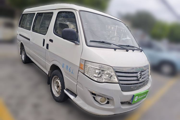Used Golden Dragon Hiace 2010 2.0L Standard-Wheelbase Premium Version V19 Front Right 45 Deg