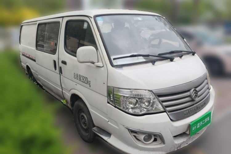 Used Golden Dragon Hiace 2010 2.0L Long-Wheelbase Gasoline Premium Version V20 Front Right 45 Deg