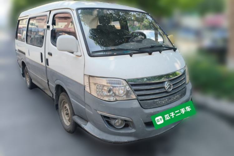 Used Golden Dragon Hiace 2010 2.0L Standard-Wheelbase Premium Version V19 Front Right 45 Deg
