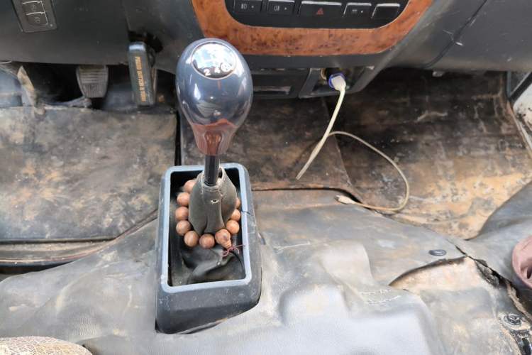 Used Golden Dragon Hiace 2010 2.0L Long-Wheelbase Gasoline Premium Version V20 Gear Lever