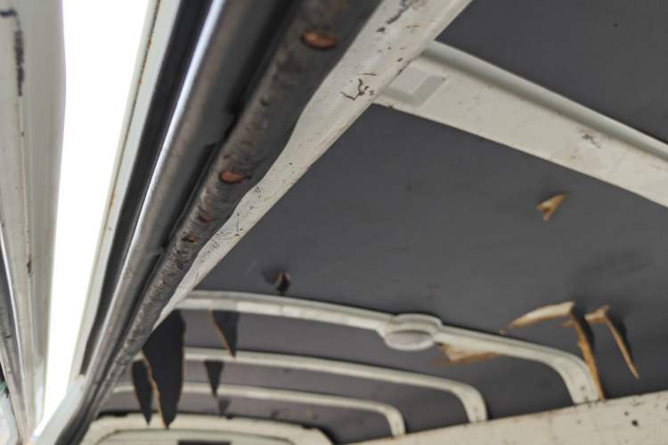 Used Golden Dragon Hiace 2010 2.0L Long-Wheelbase Gasoline Premium Version V20 Headliner