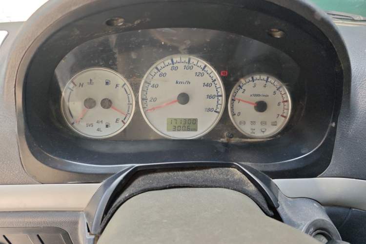 Used Golden Dragon Hiace 2010 2.0L Standard-Wheelbase Premium Version V19 Instrument Cluster