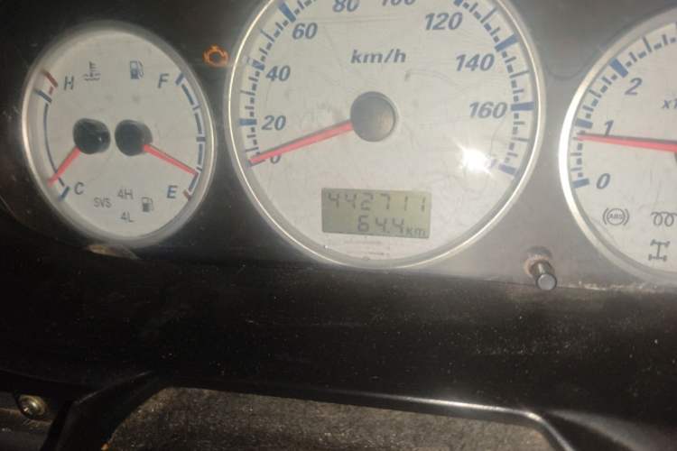 Used Golden Dragon Hiace 2010 2.2L Standard-Wheelbase Advanced Version 491Q-M Odometer Close Up