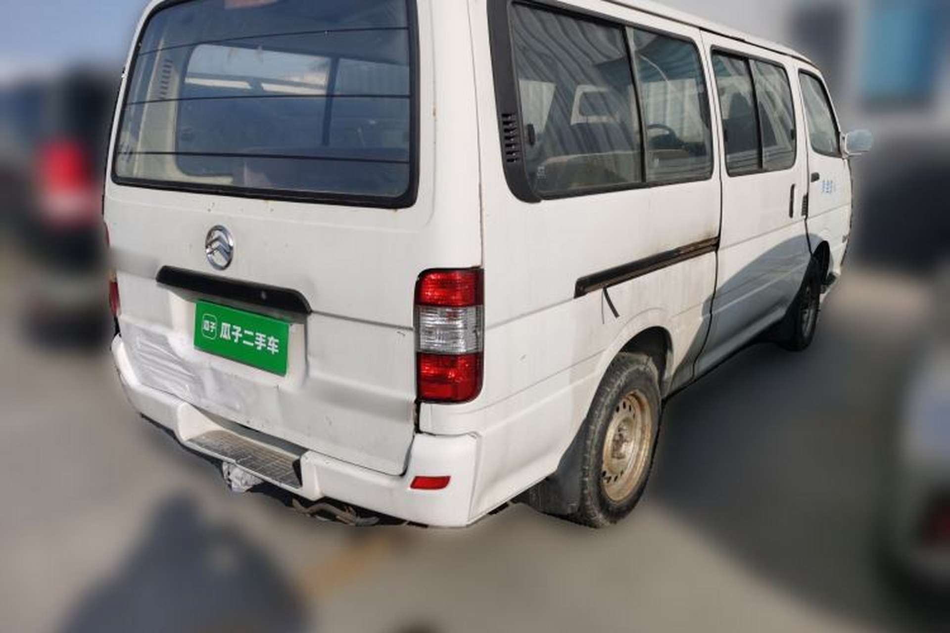 Used Golden Dragon Hiace 2010 2.0L Standard-Wheelbase Premium Version V19 Rear Right 45 Deg
