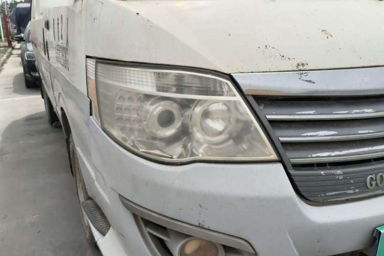 Used Golden Dragon Hiace 2010 2.2L Standard-Wheelbase Advanced Version 491Q-M Right Front Headlight
