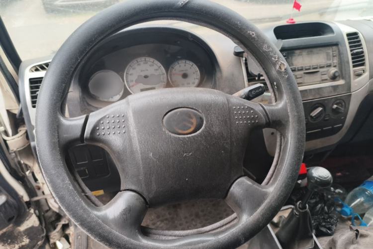 Used Golden Dragon Hiace 2010 2.0L Long-Wheelbase Gasoline Premium Version V20 Steering Wheel