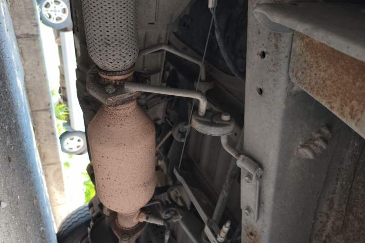 Used Golden Dragon Hiace  Chassis Front Left