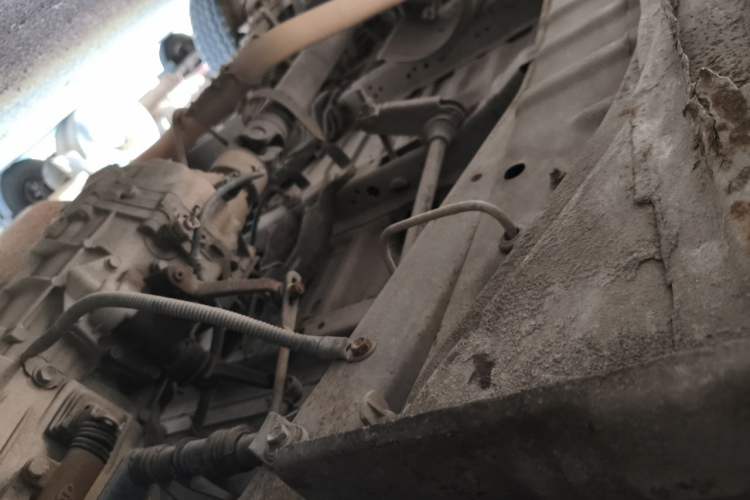 Used Golden Dragon Hiace  Chassis Front Right