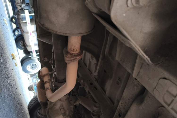 Used Golden Dragon Hiace  Chassis Rear Right