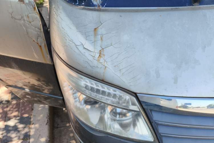 Used Golden Dragon Hiace  Engine Bay Right