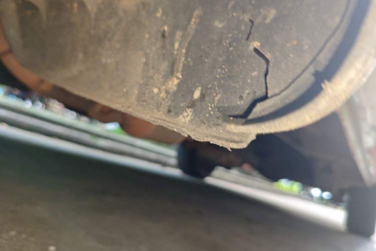 Used Golden Dragon Hiace  Chassis Front Left