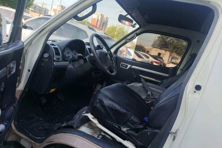 Used Golden Dragon Hiace  Driver Seat
