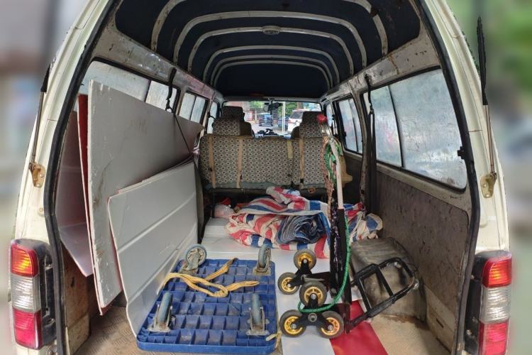 Used Golden Dragon Hiace  Trunk