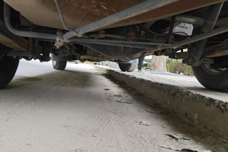 Used Golden Dragon Hiace  Chassis Rear