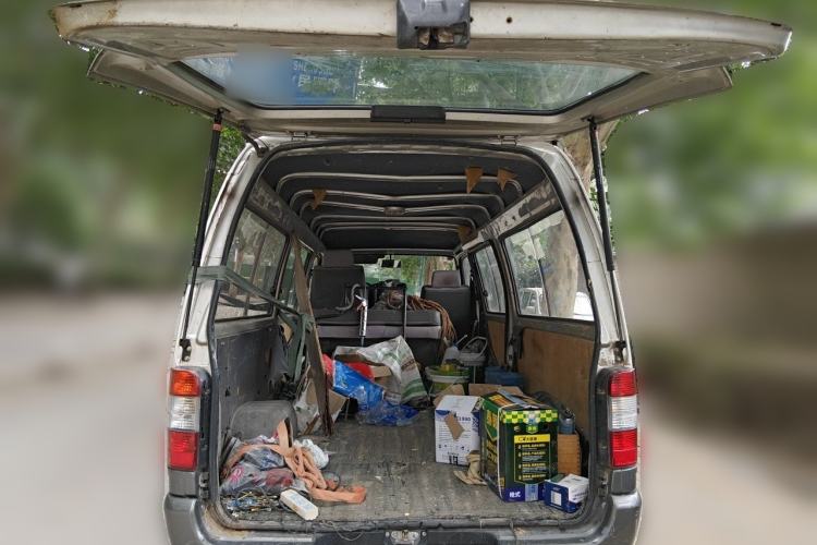 Used Golden Dragon Hiace  Trunk