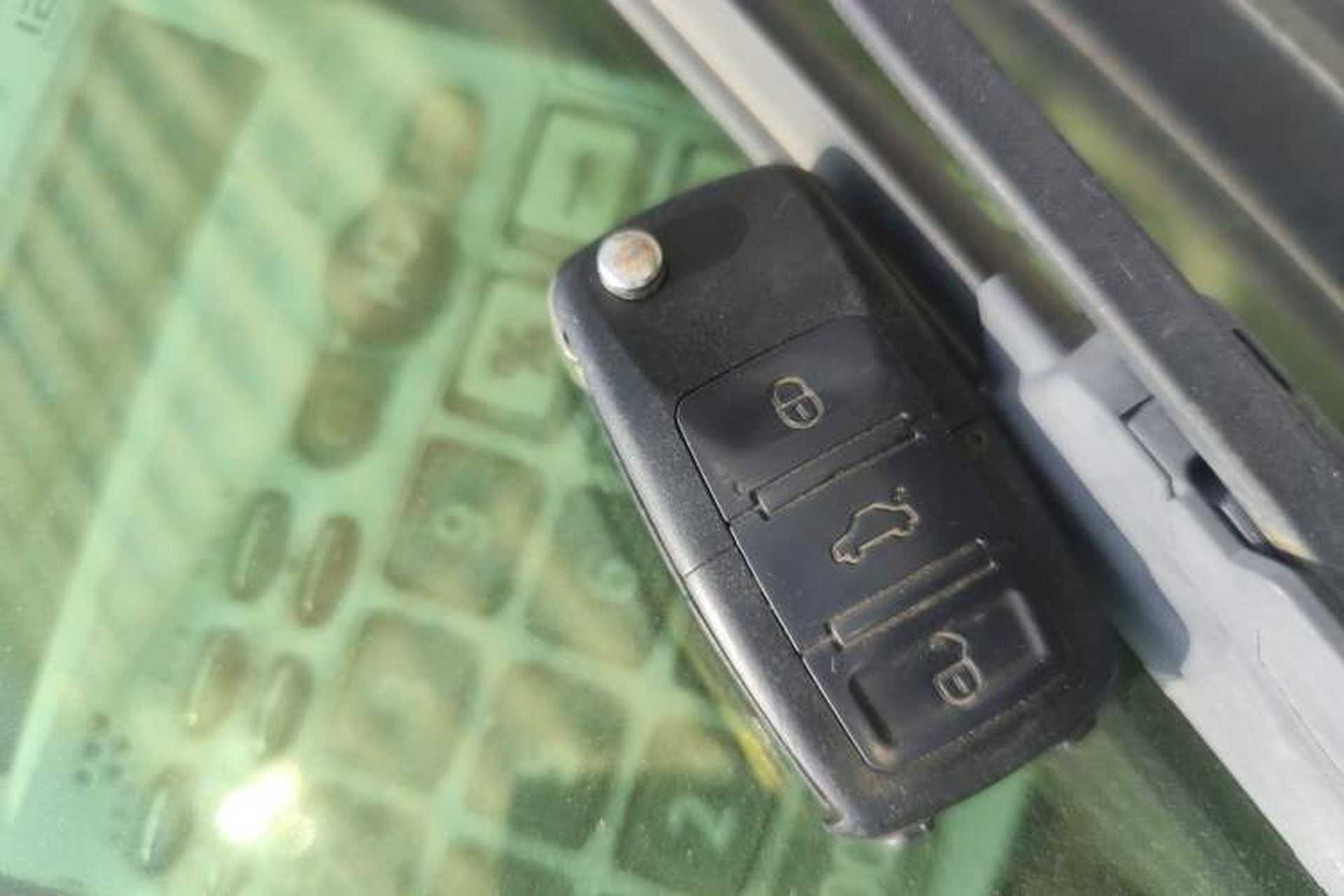Used Golden Dragon Hiace  Vehicle Key