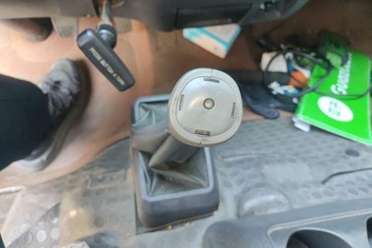 Used Golden Dragon Hiace  Gear Lever