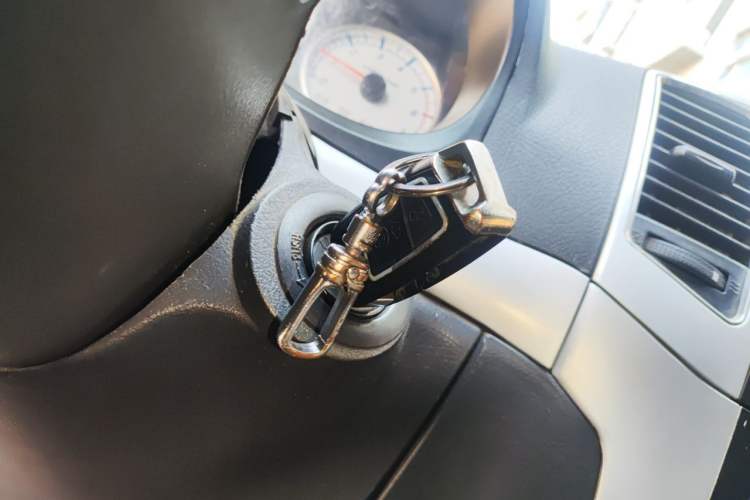 Used Golden Dragon Hiace  Vehicle Key