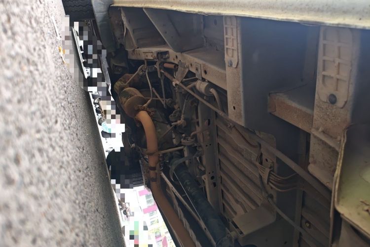 Used Golden Dragon Hiace  Chassis Rear Left