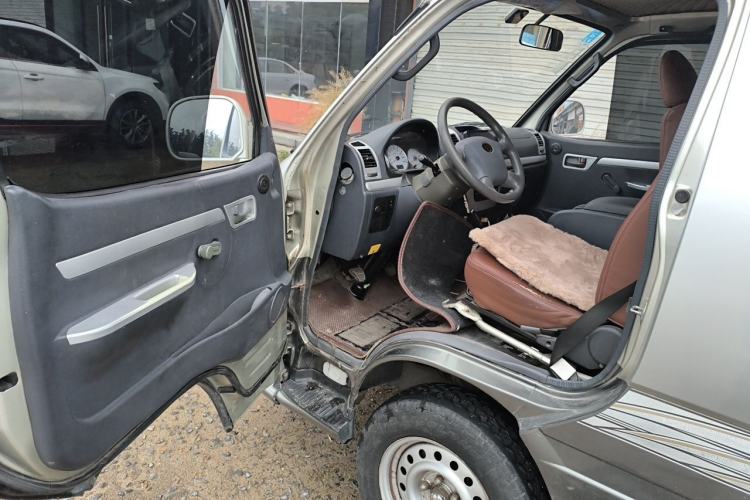 Used Golden Dragon Hiace  Driver Seat