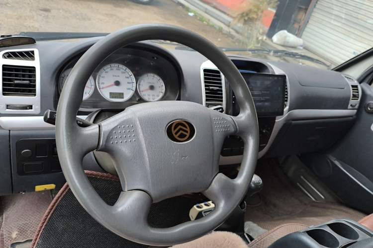 Used Golden Dragon Hiace  Steering Wheel