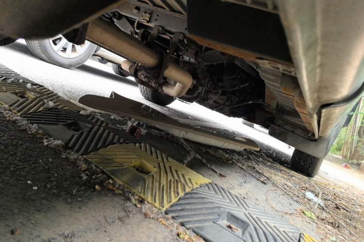 Used Golden Dragon Hiace  Chassis Rear Right