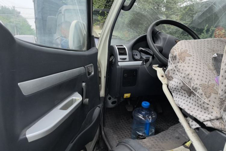 Used Golden Dragon Hiace  Driver Seat
