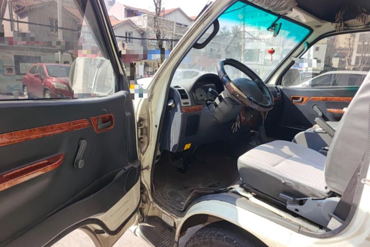 Used Golden Dragon Hiace 2019 2.0L Gasoline Long-Wheelbase High-Roof XC4G20 Driver Seat