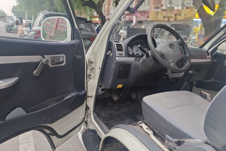 Used Golden Dragon Hiace 2019 2.2L Gasoline Van Version Long-Wheelbase High-Roof GL850 V22 Driver Seat