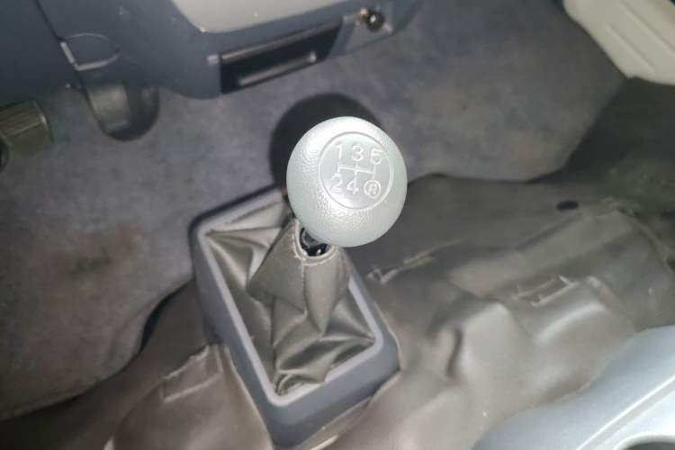 Used Golden Dragon Hiace 2019 2.0L Gasoline Long-Wheelbase High-Roof XC4G20 Gear Lever