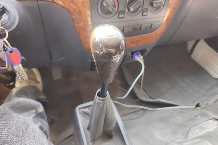 Used Golden Dragon Hiace 2019 2.0L Gasoline Long-Wheelbase High-Roof XC4G20 Gear Lever