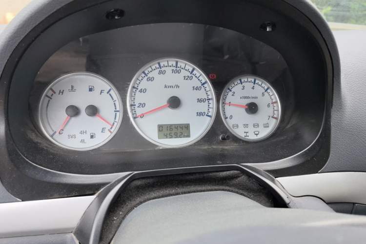 Used Golden Dragon Hiace  Instrument Cluster