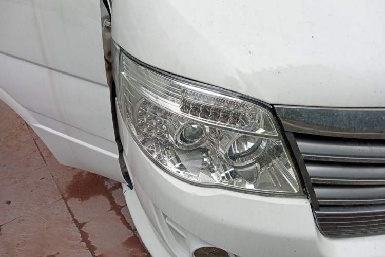 Used Golden Dragon Hiace 2019 2.0L Gasoline Van Version Long-Wheelbase High-Roof Dragon-Run GL850 XC4G20 Right Front Headlight