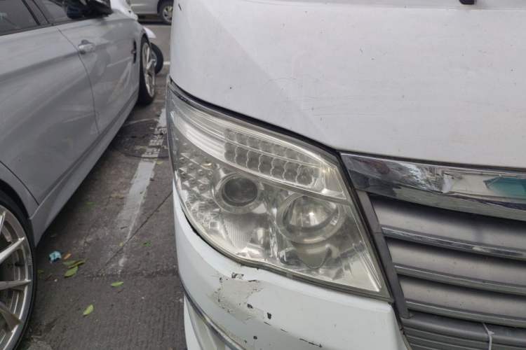 Used Golden Dragon Hiace 2019 2.0L Gasoline Van Version Long-Wheelbase High-Roof Dragon-Run GL850 XC4G20 Right Front Headlight