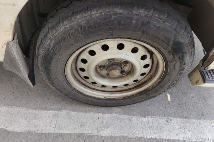 Used Golden Dragon Hiace 2019 2.0L Gasoline Long-Wheelbase High-Roof XC4G20 Right Front Wheel Hub