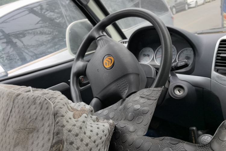 Used Golden Dragon Hiace  Steering Wheel