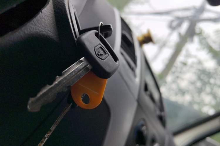Used Golden Dragon Hiace  Vehicle Key