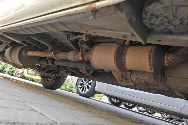 Used Golden Dragon Hiace  Chassis Front Right