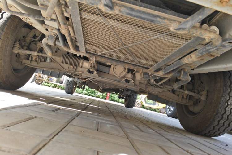 Used Golden Dragon Hiace  Chassis Front