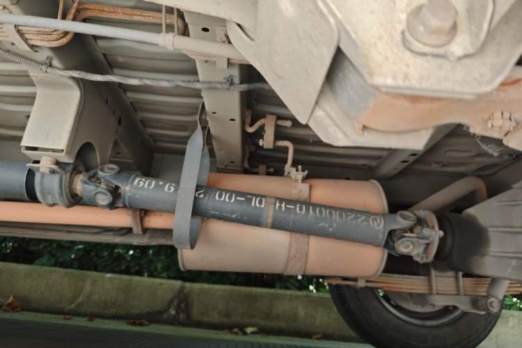 Used Golden Dragon Hiace  Chassis Rear Left
