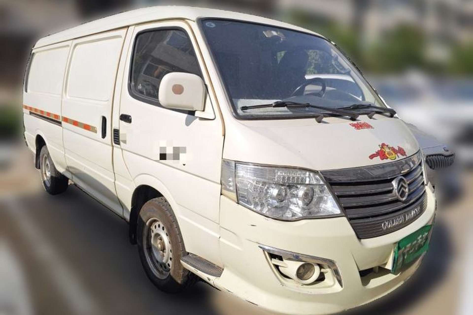 Used Golden Dragon Hiace  Front Right 45 Deg
