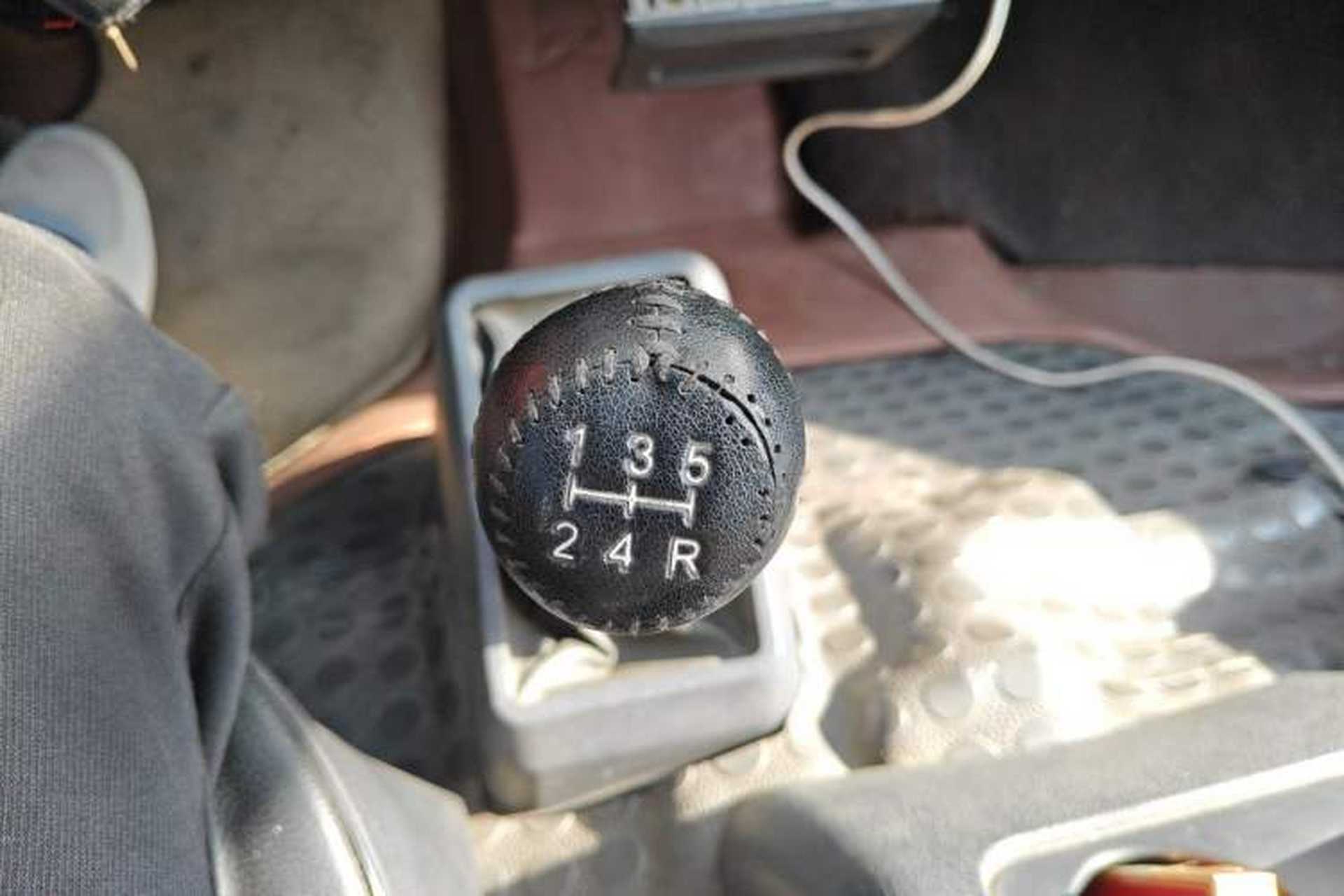 Used Golden Dragon Hiace  Gear Lever
