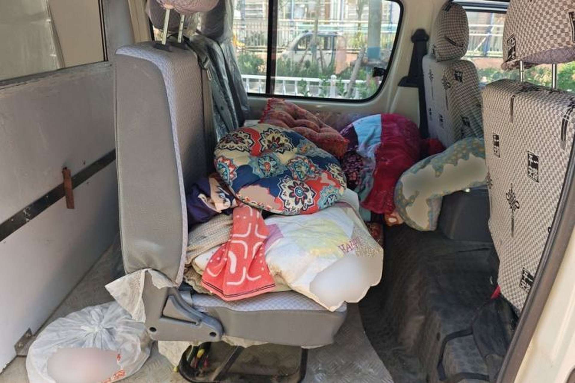 Used Golden Dragon Hiace  Left Rear Seat