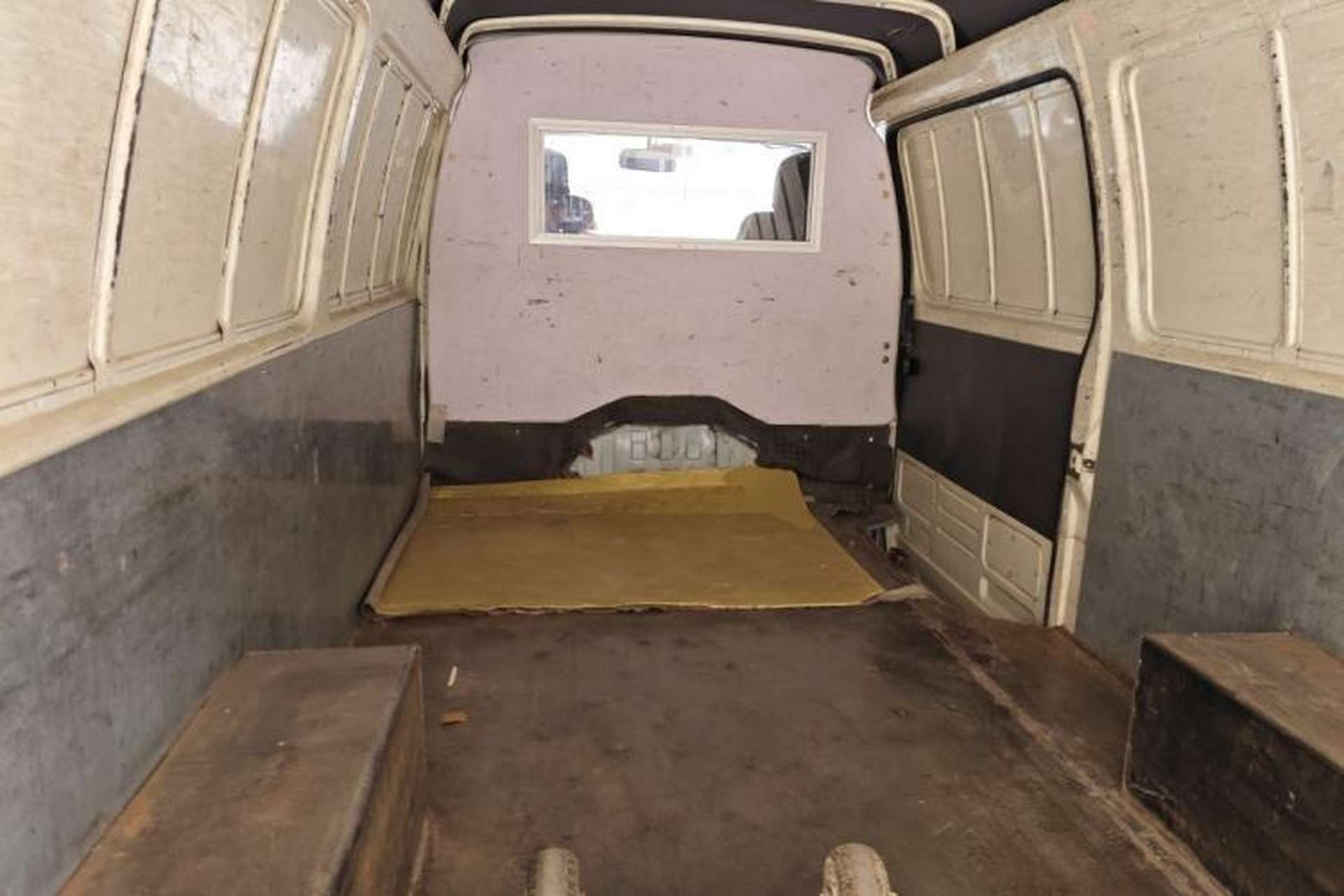 Used Golden Dragon Hiace  Left Rear Seat
