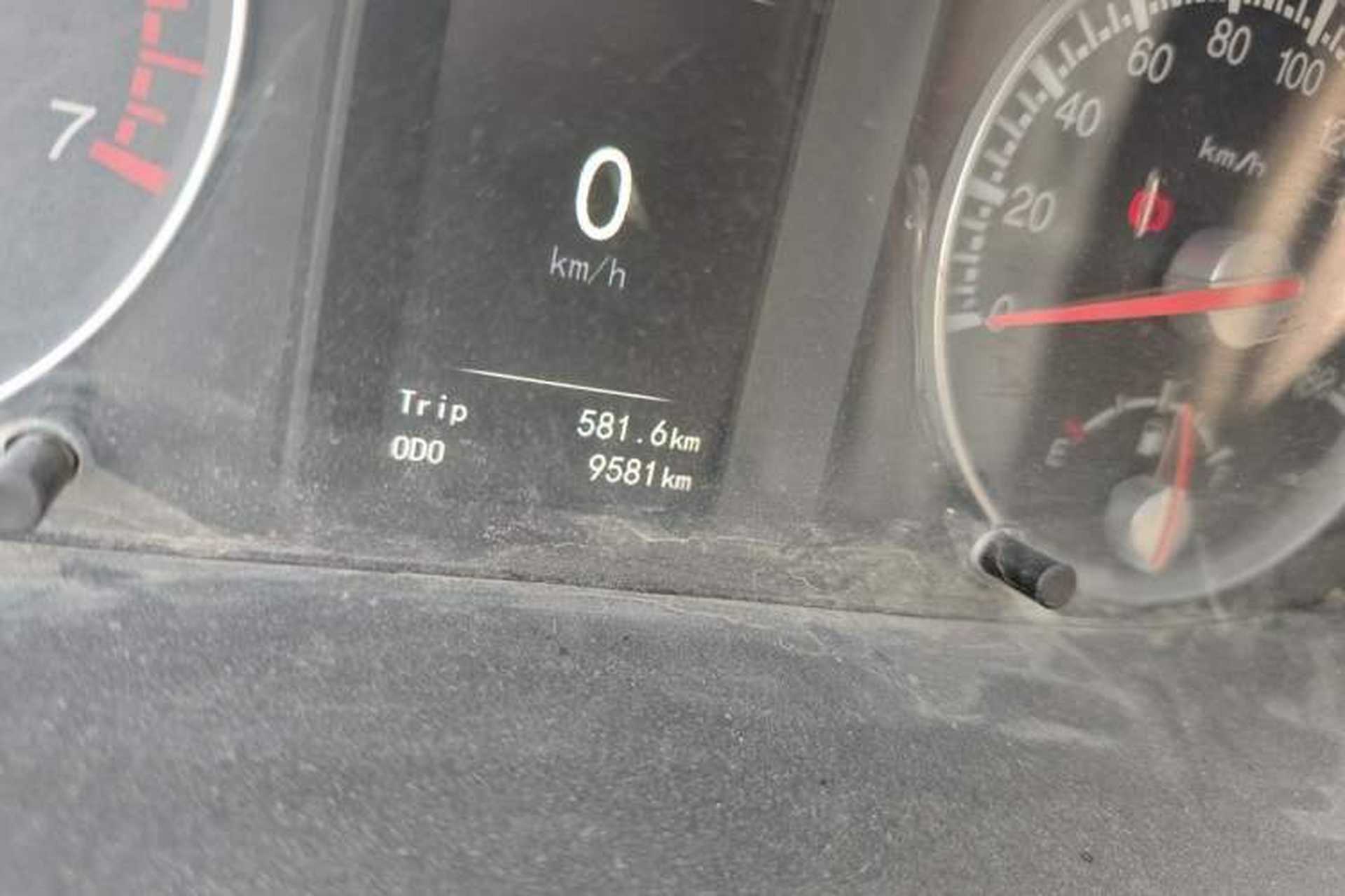 Used Golden Dragon Hiace  Odometer Close Up