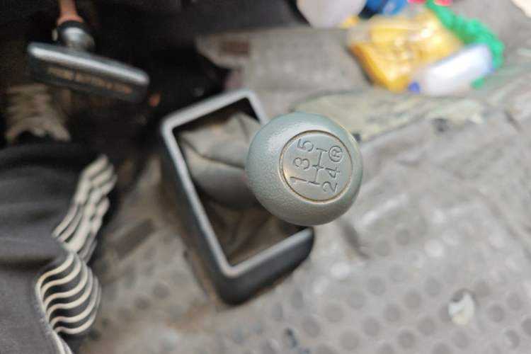 Used Golden Dragon Hiace 2021 1.8L Gasoline Version Long Wheelbase High-Roof Model LJ4A18Q6 Gear Lever