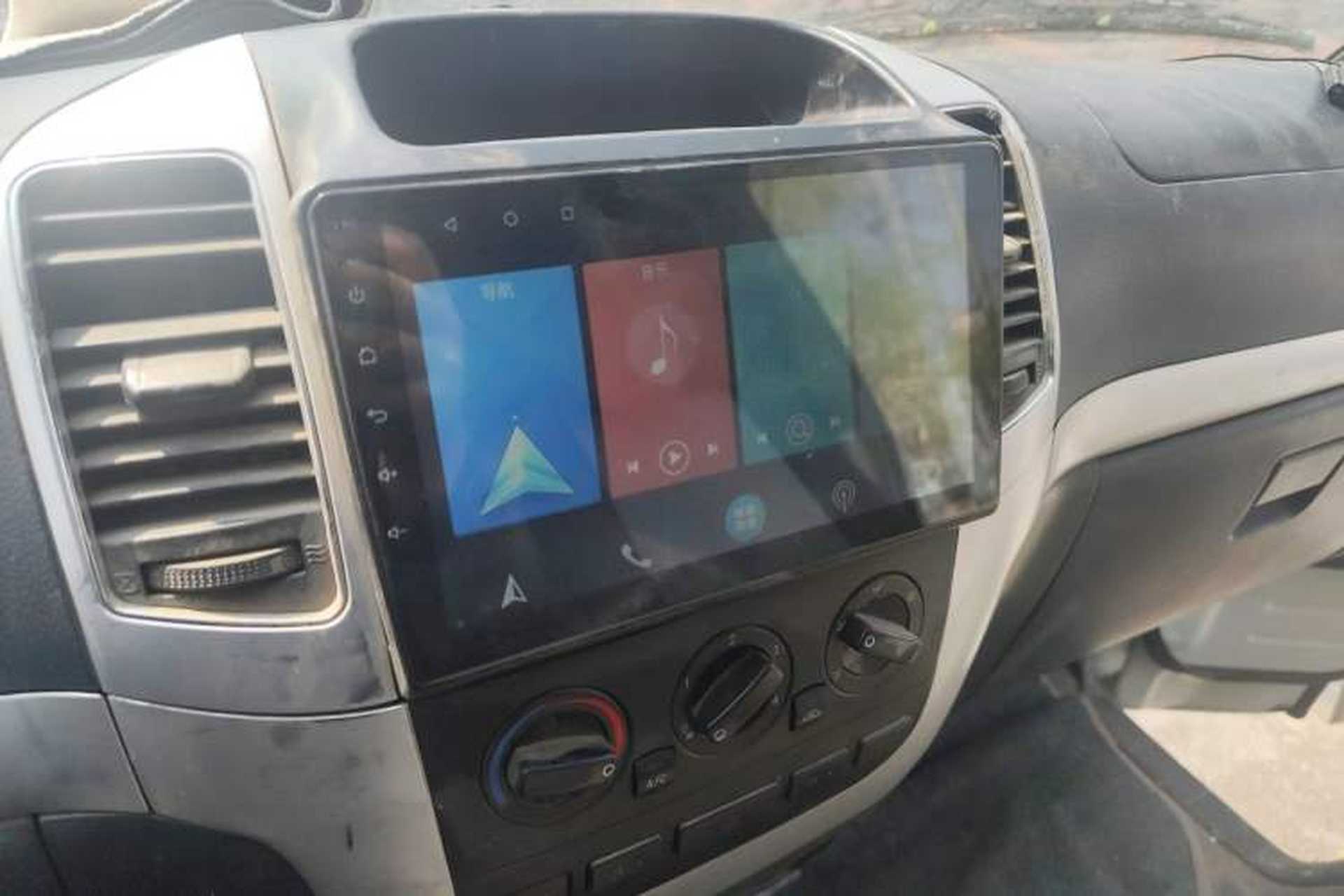 Used Golden Dragon Hiace  Audio And AC Panel