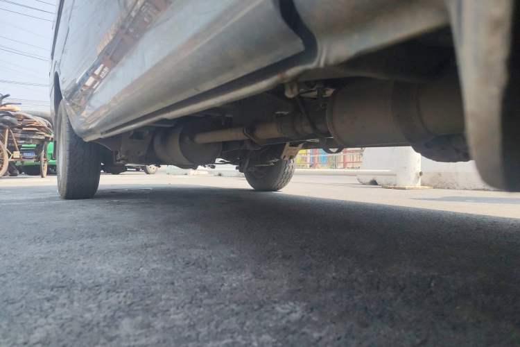 Used Golden Dragon Hiace  Chassis Front Right