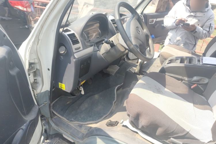 Used Golden Dragon Hiace  Driver Seat